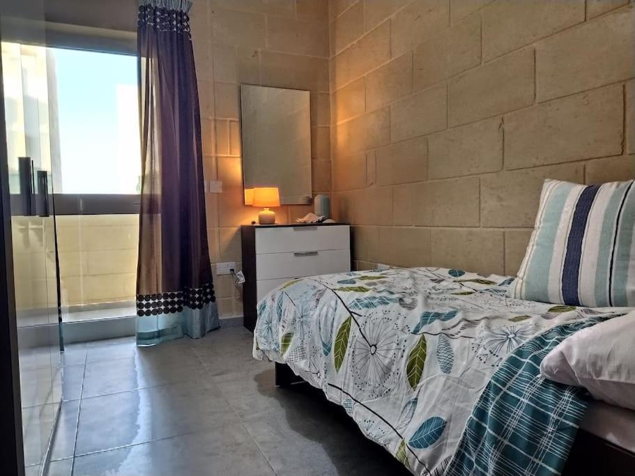 Apartment Close To The Sea Marsaskala Exterior foto